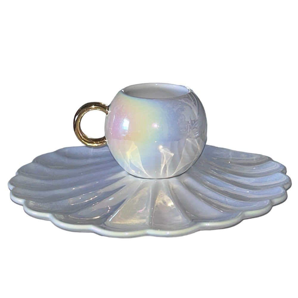 Francfranc Opal Shell
Pearl Cup & Saucer​